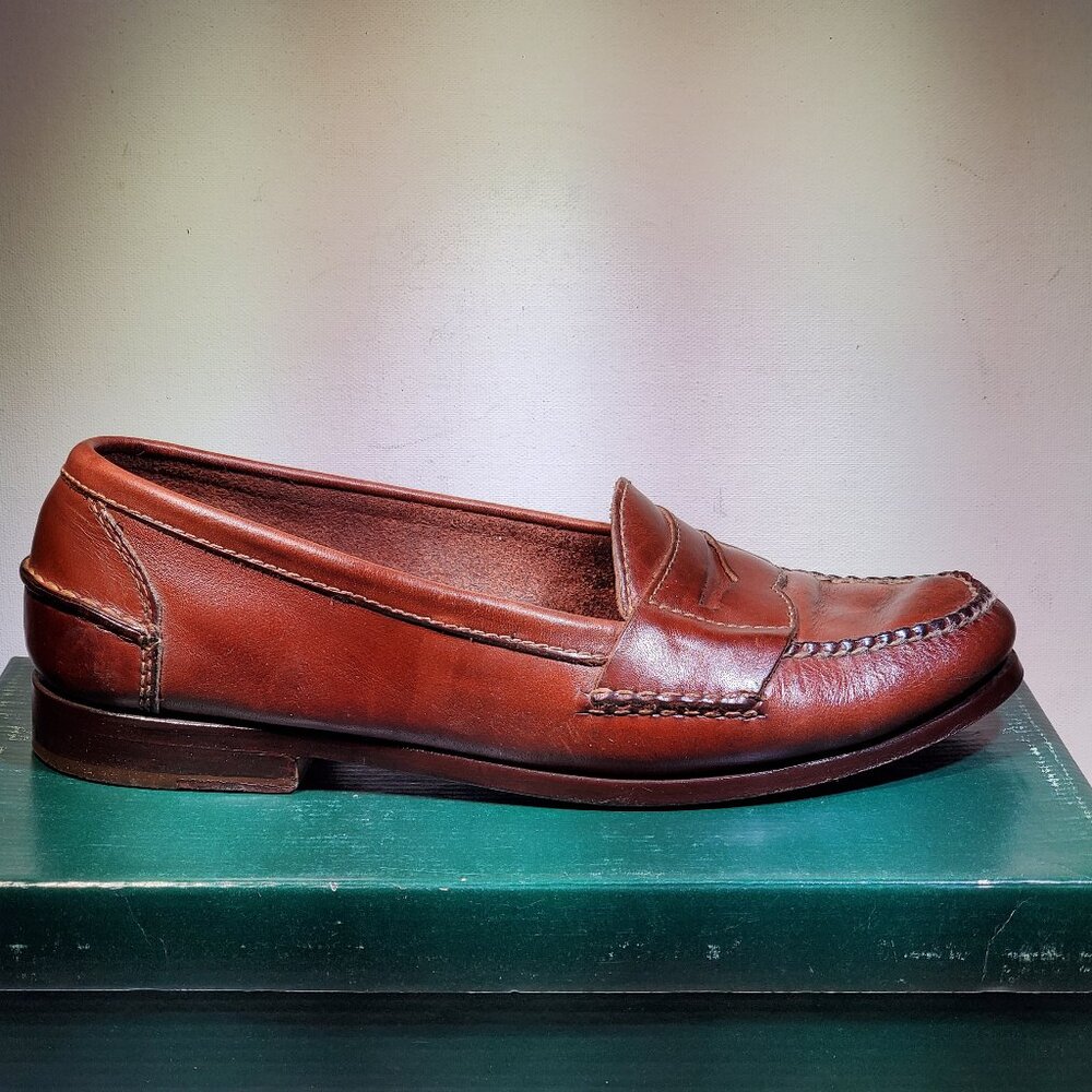 VINTAGE ***RARE*** HUNT CLUB MENS  MEDIUM BROWN PENNY LOAFERS  MADE IN BRAZIL - Picture 3 of 6